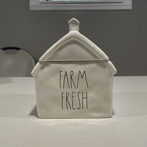Farm Fresh Canister Rae Dunn